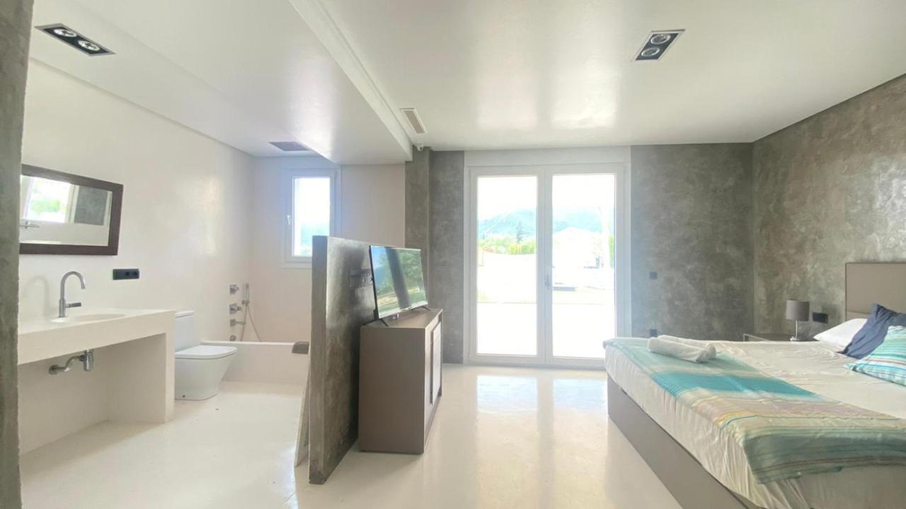 White House En Enguera - Fantastica Casa Con Jacuzzi Piscina Y Barbacoa Appartement Buitenkant foto